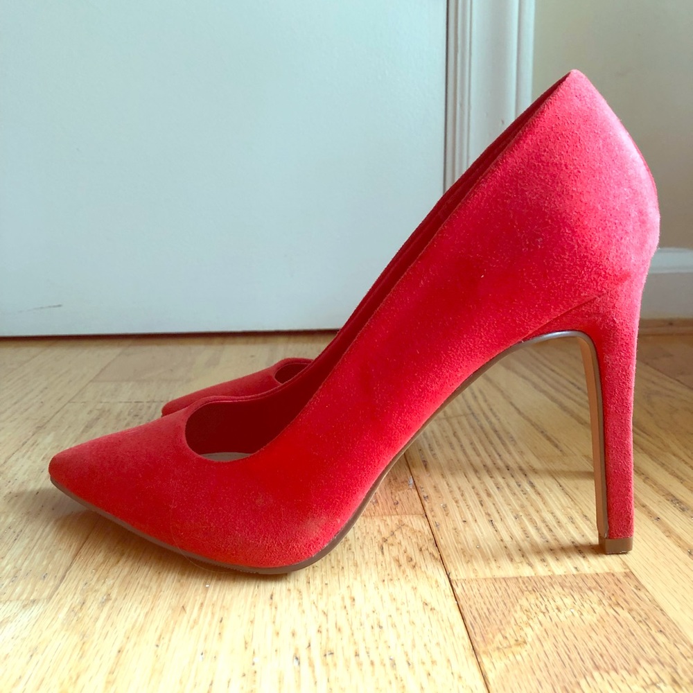 Forever 21 Suede Pumps